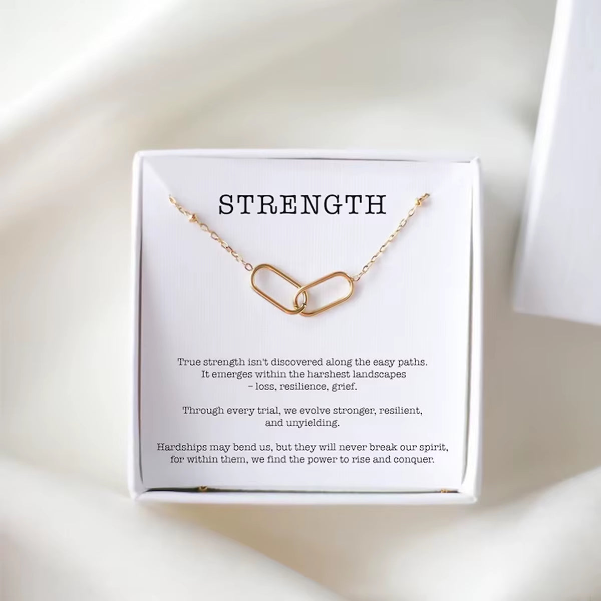 Silver Icon Cross Link Necklace – Retro Charm with Modern Edge